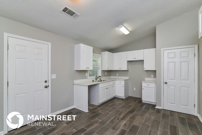 Photo - 54 Hidden Valley Dr SW