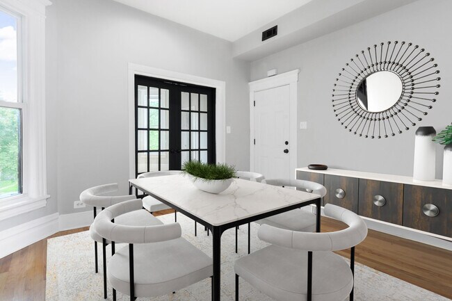 Photo - 6923 S Vernon Ave Unit 1