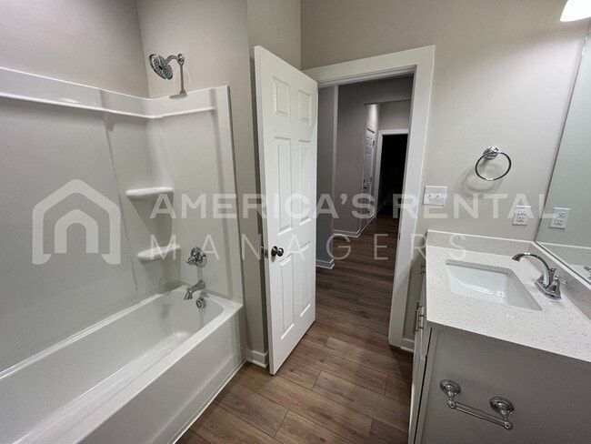 Photo - Home for Rent in Foley, AL!!! Available to View Now!!!