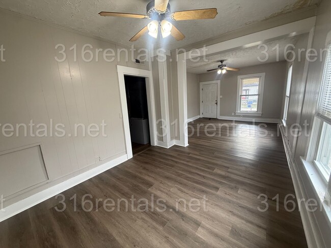 Photo - $945- 3 bed 1 bath home - Single Family Home
