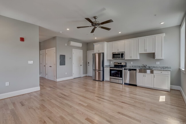 Photo - 1214 Eutaw Pl