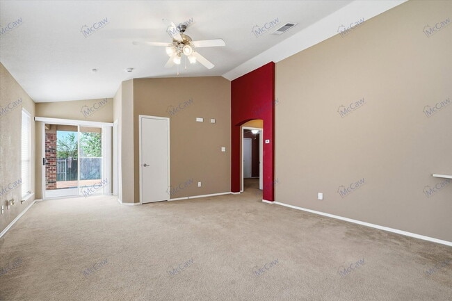 Photo - 2152 Ingrid Ln