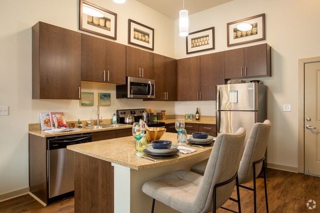 1BR,1BA - The Ellison