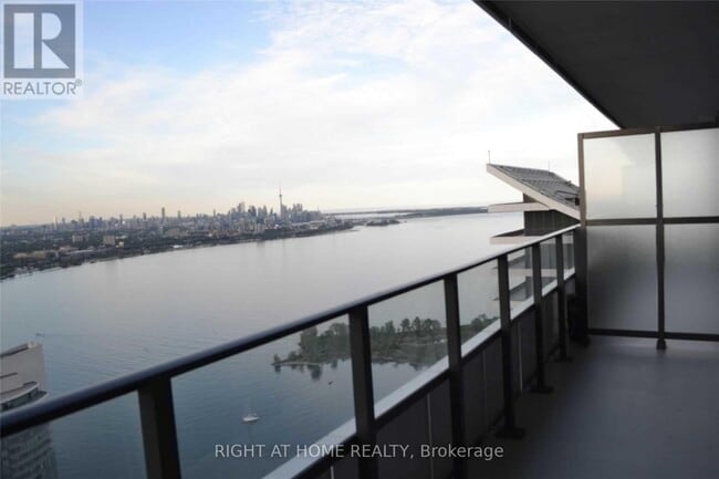Photo - 30 Shore Breeze Dr Unit 5604