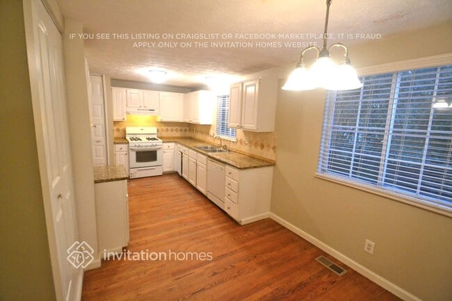 Photo - 5571 Dove Trce