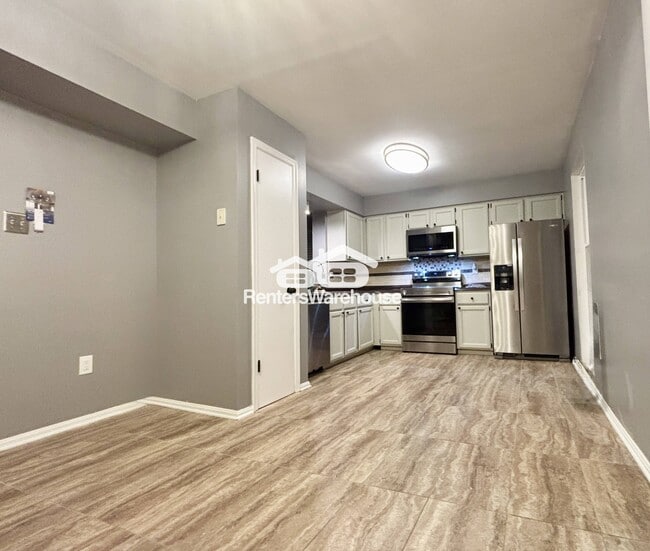 Photo - 4651 Hallowed Stream