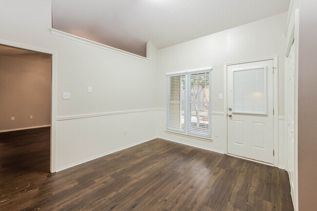 Photo - 10340 Palmer Cove