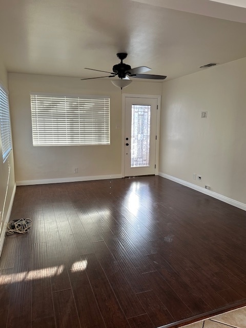 Livingroom - 11508 Leland Ave Casa