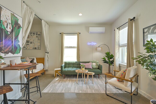 Bo Luc Lac - New Saigon