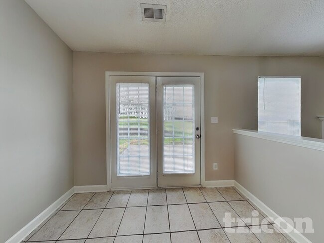 Photo - 967 Ashland Ave