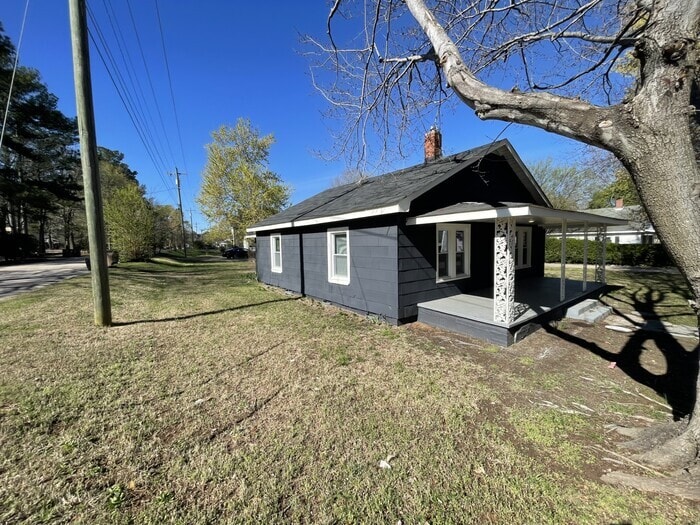 2 bd 1 ba house