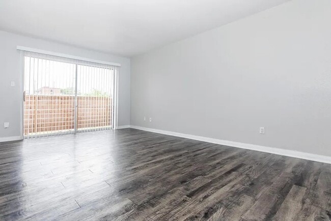 Photo - 4400 Memorial Dr Unidad 34-2219