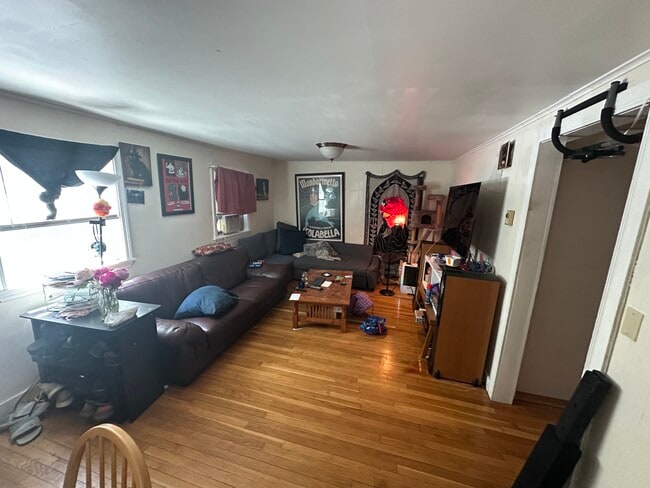 Photo - 78 College Ave