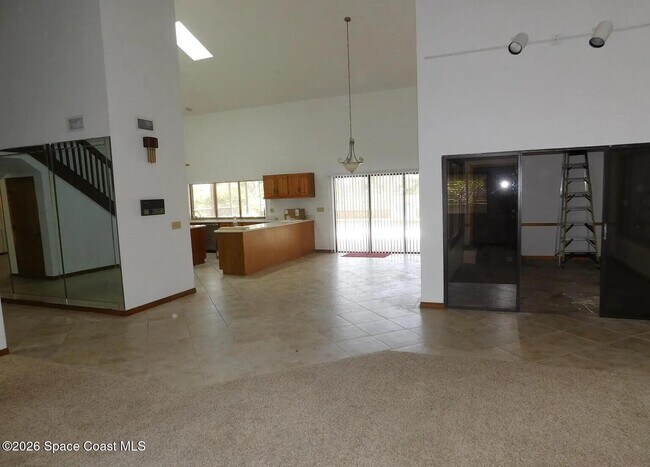 Photo - 649 Woodbridge Dr