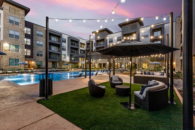 Poolside Lounge Area - Aura 35Fifty