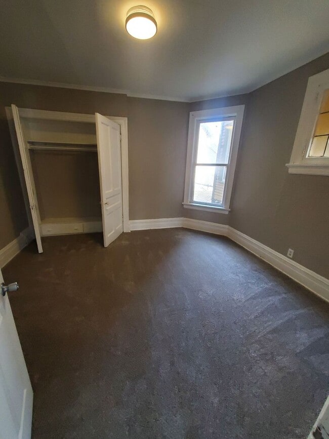 Photo - 2458-2460 W Juneau Ave. Unit 2458 Lower Front