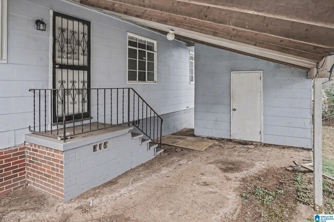 Photo - 1520 17th Way SW