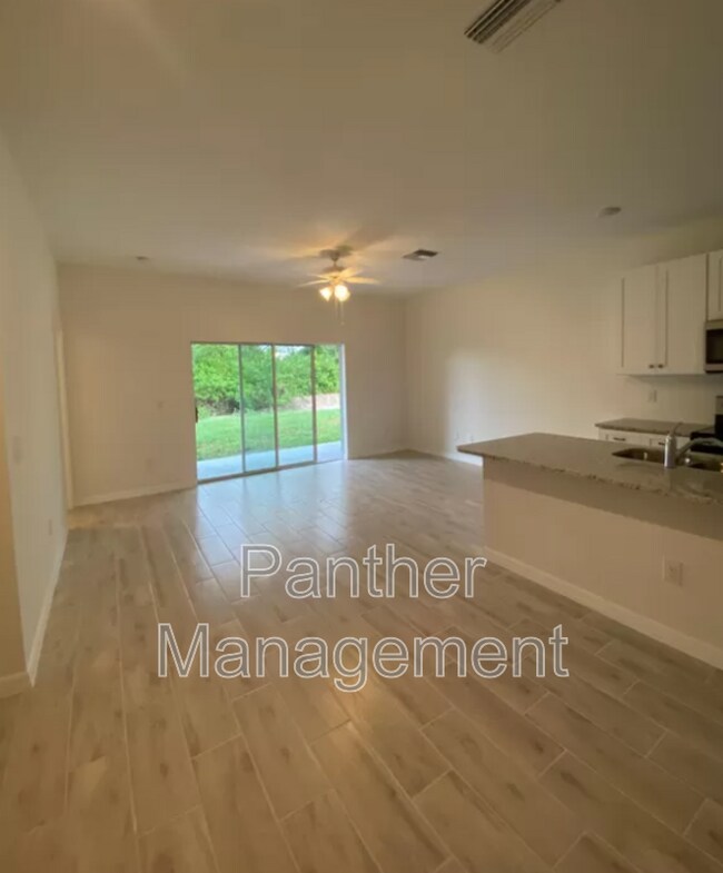 Photo - 1060 San Cristobal Ave