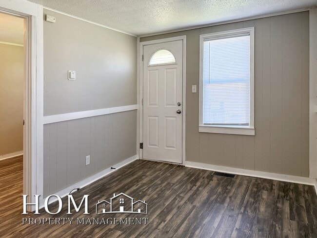 Photo - 1-Bedroom House Available NOW
