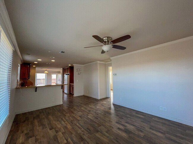 Photo - 2500 U S 90 Unit