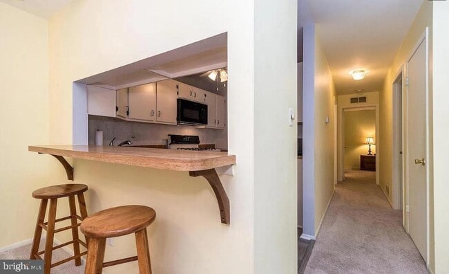 Photo - 608 Thornton Ct Unit 608