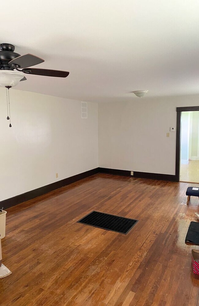 Photo - 2 Bedroom Bungalow Home