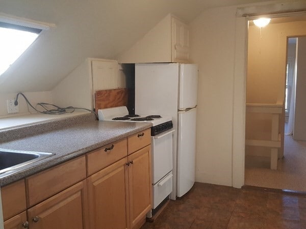 Building Photo - 104 W Emerson St Unit 3 Rental
