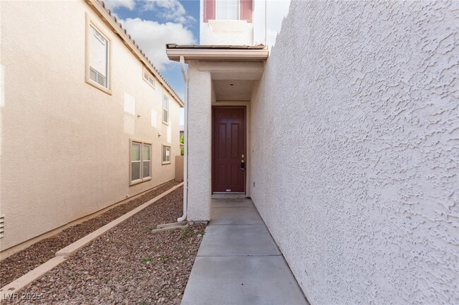 Photo - 11245 Sandrone Ave