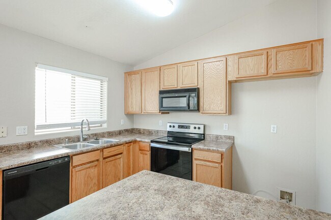 Photo - 7602 W Encinas Ln