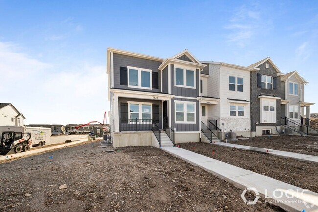 Building Photo - Brand New Townhome in Lehi Utah!