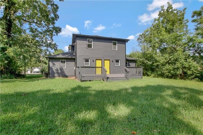 Photo - 551 Valley Hill Rd SE