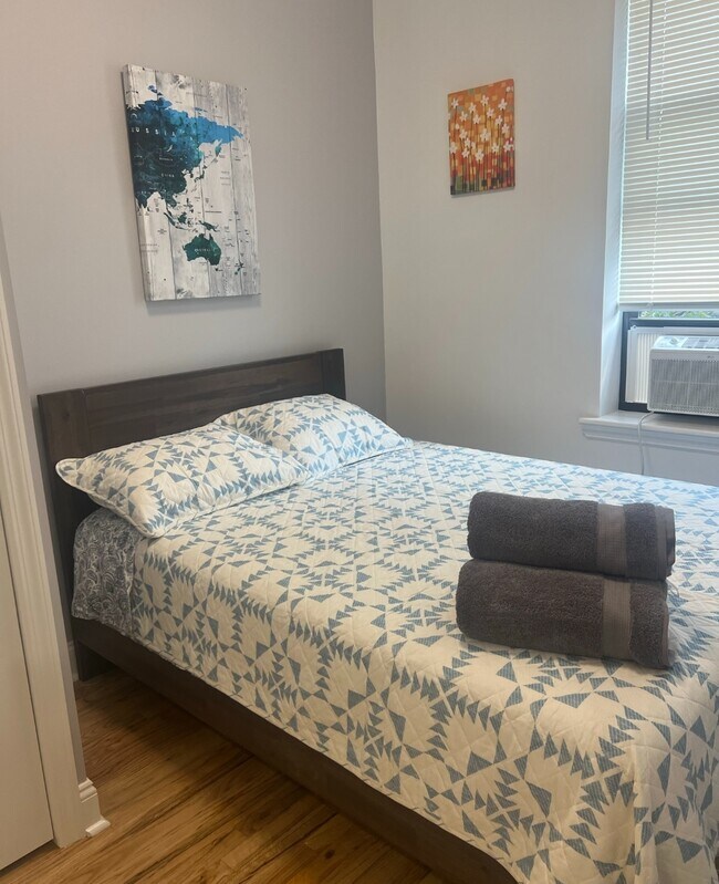 Photo - 3303 Broadway Unit 2