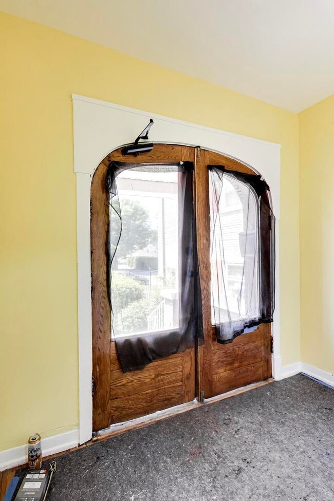 43 N Menard Ave Unit 2
