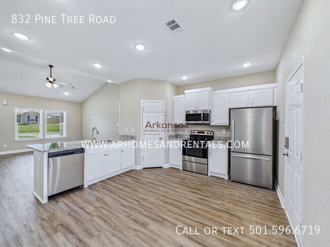 Photo - 832 Pine Tree Rd
