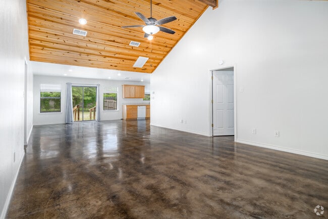 3BR, 2BA - 1475SF - Living Room - Country Hills Unit 1755B