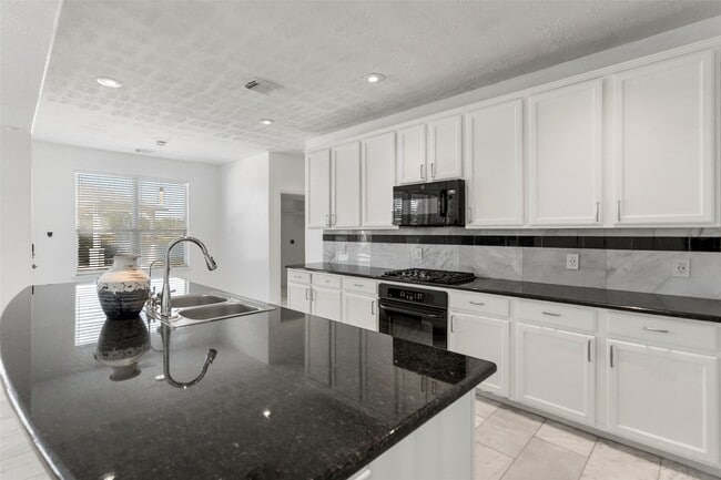 Photo - 1922 Lake Grayson Dr