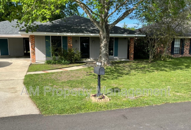 Building Photo - 128 Longfellow Dr