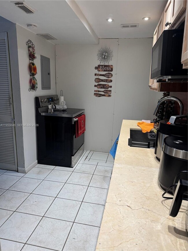 Photo - 19317 NW 47th Ave