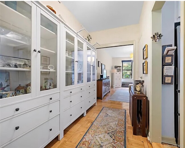 1175 Anderson Ave Unit 2E
