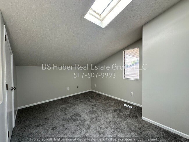 2349 Coyote Creek Dr