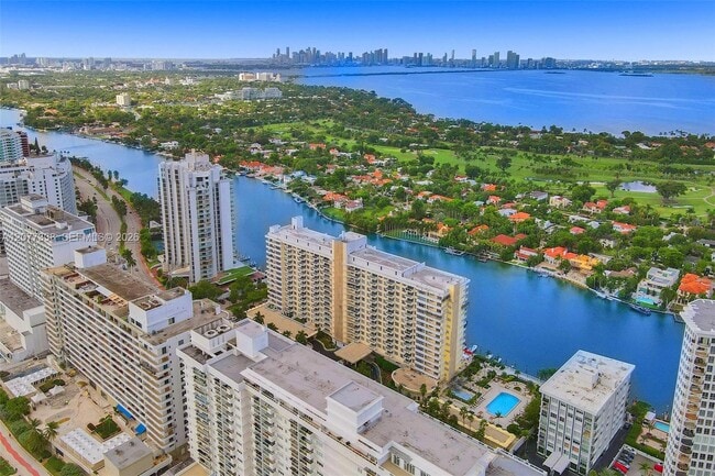 Photo - 5600 Collins Ave Unit 11C