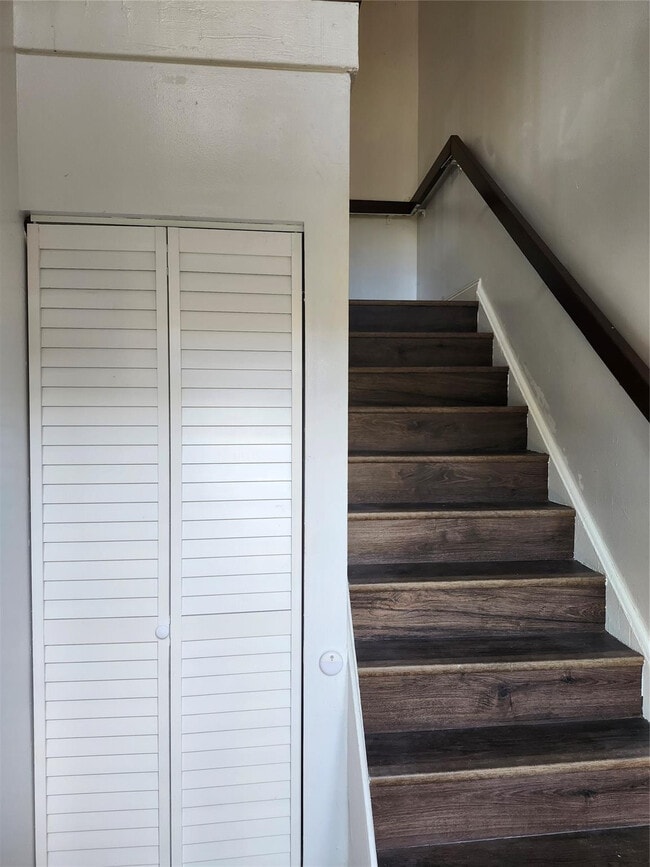 Photo - 2944 E Missionwood Ln Unit 48-D