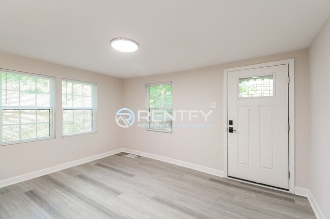 Photo - 9304 Legranger Rd