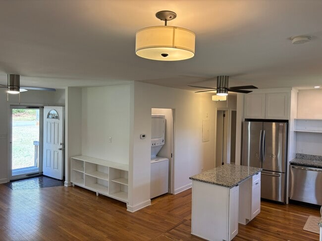 Photo - 1012 Powell Dr