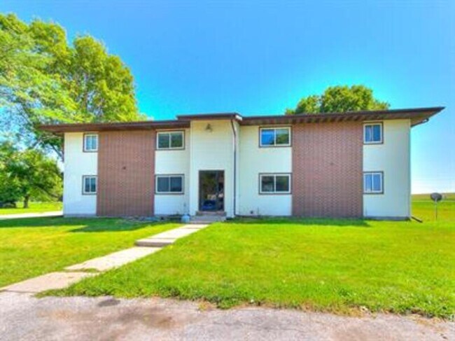 Evergreen Lane Apartments