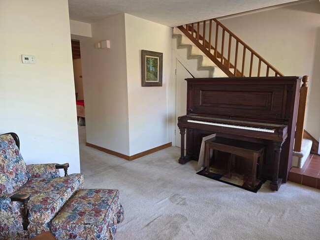 Photo - 3br 2.5ba End Unit Townhouse in Timber Ridge Subdivision
