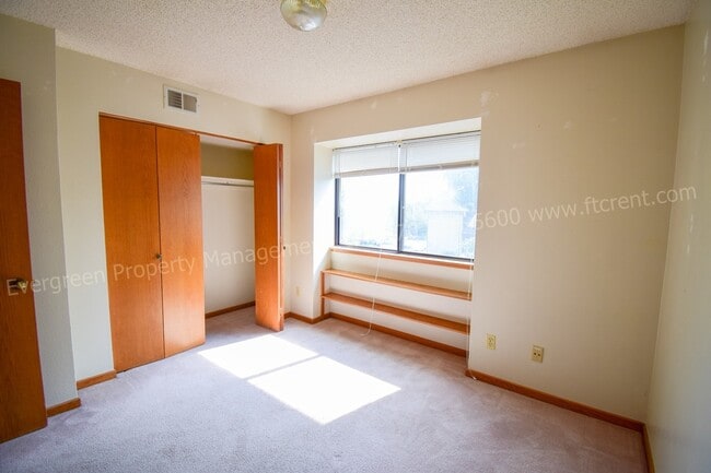 Photo - 2960 W Stuart St