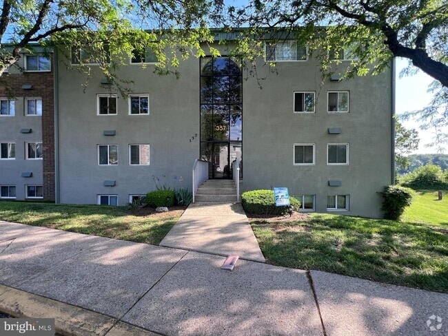 Building Photo - 357 Gatewater Ct Unit G Rental