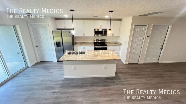 Photo - 1242 Halber Ave NW