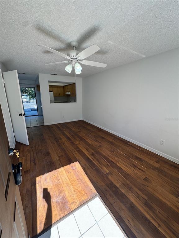 Photo - 1735 NE 14th St